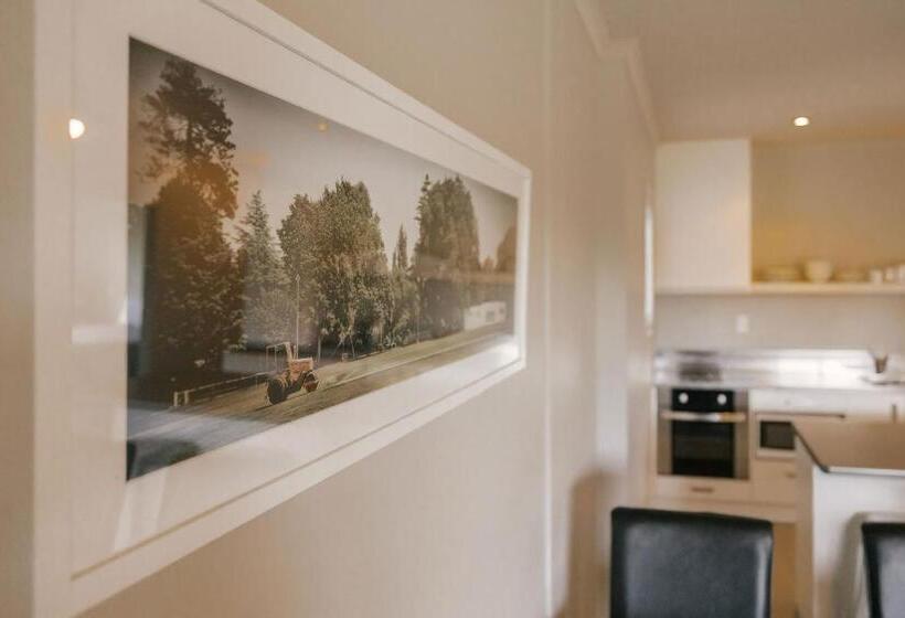 South Street West Motel