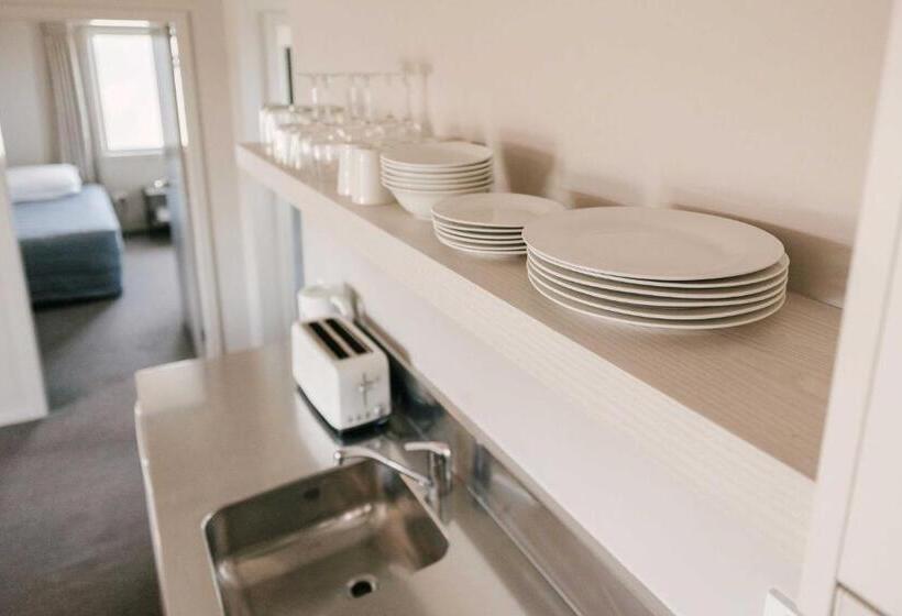 South Street West Motel