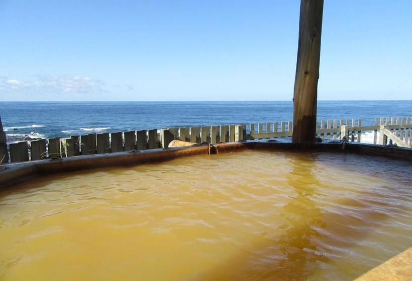 فندق Koganezaki Furofushi Onsen