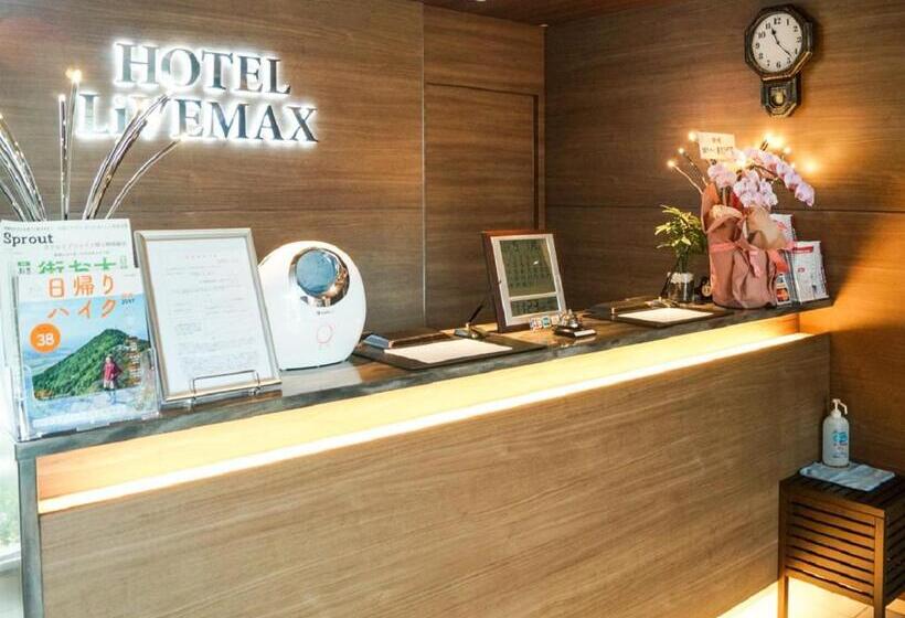 Отель Livemax Saitama Asaka Ekimae