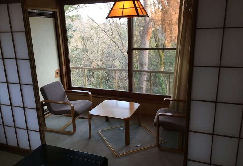 فندق Noto Kinpura