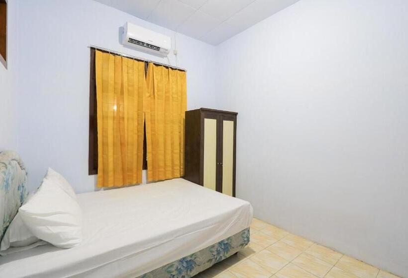 בית מלון כפרי Oyo Life 2724 Wisma Wijaya