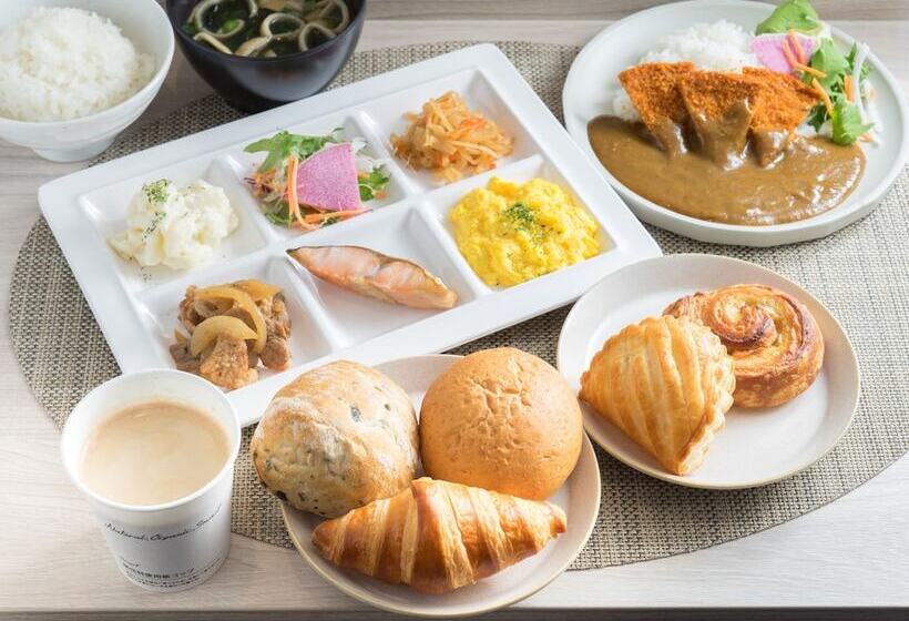 Super Hotel Anan Tomioka