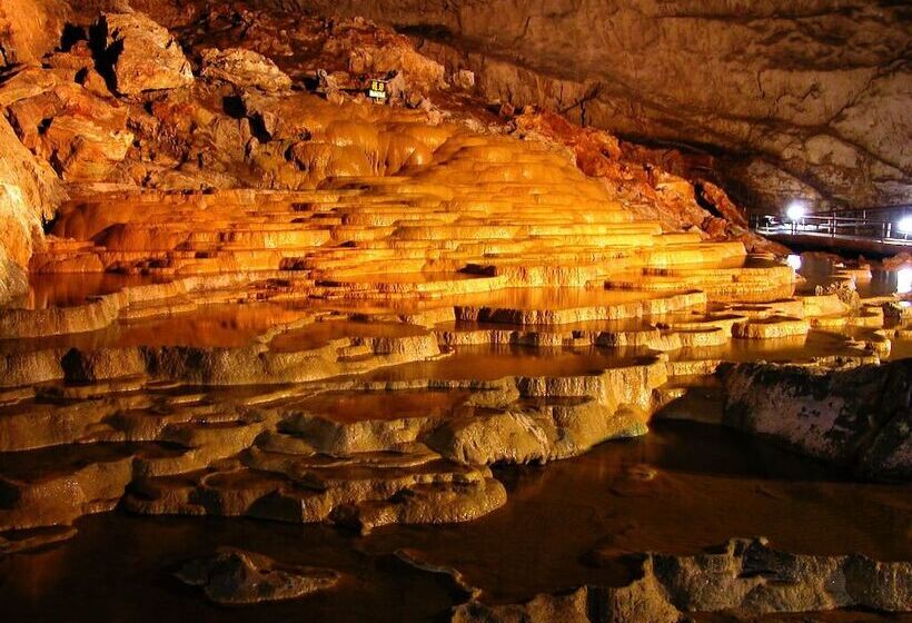 ホテル Trip Base Coconeel