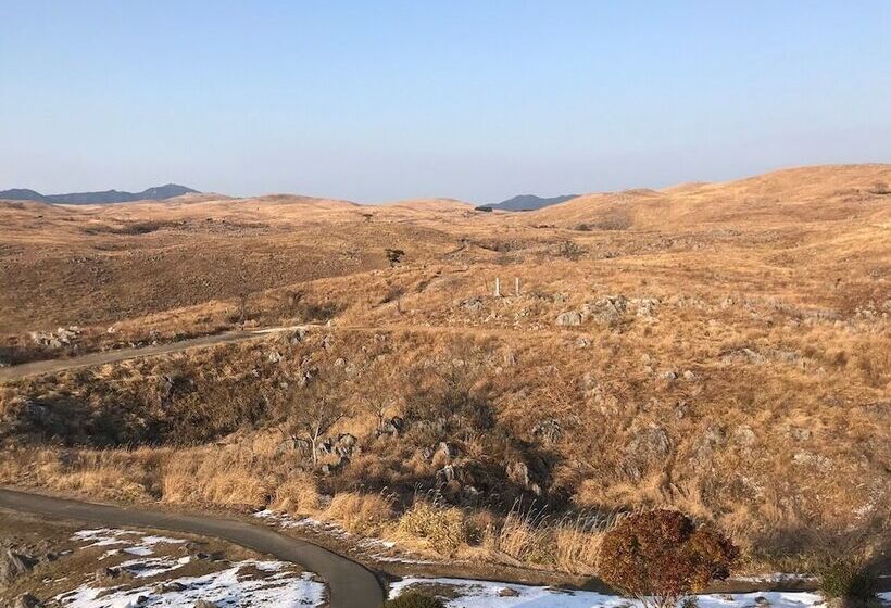 Отель Yadomaru Mine Non Smoking