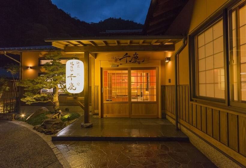 ホテル Yunotani Senkei