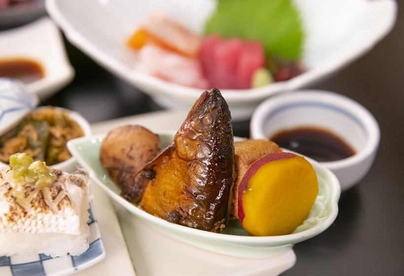 ホテル Yunotani Senkei