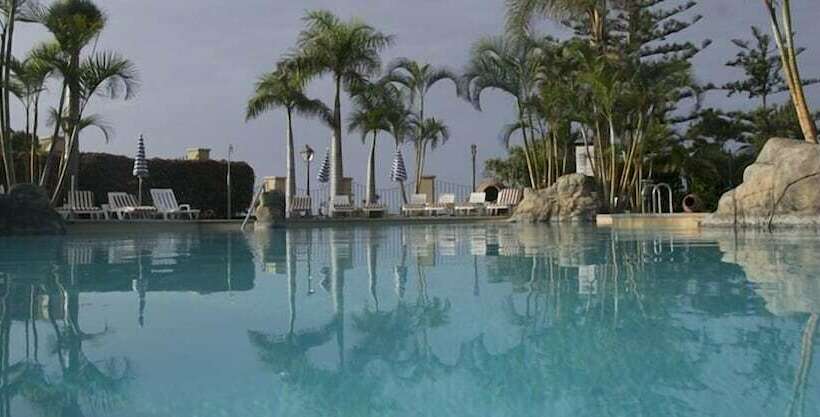 Apartamentos Playa De Los Roques