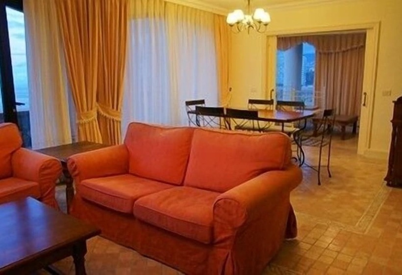 Apartamentos Playa De Los Roques