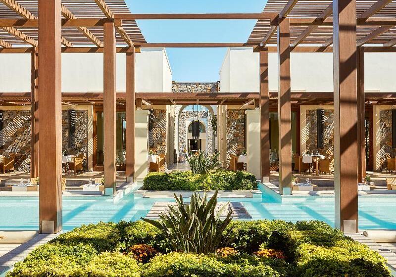 Amirandes, A Grecotel Resort To Live