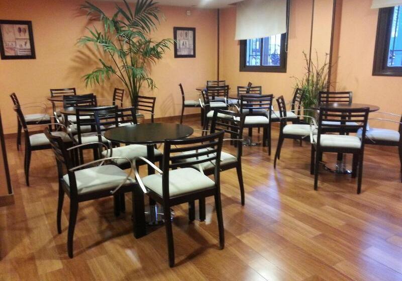 Hostal El Arco