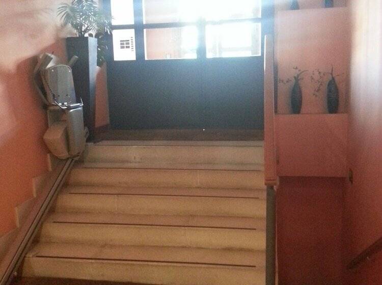 Hostal El Arco