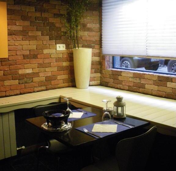 مسافرخانه Pradets