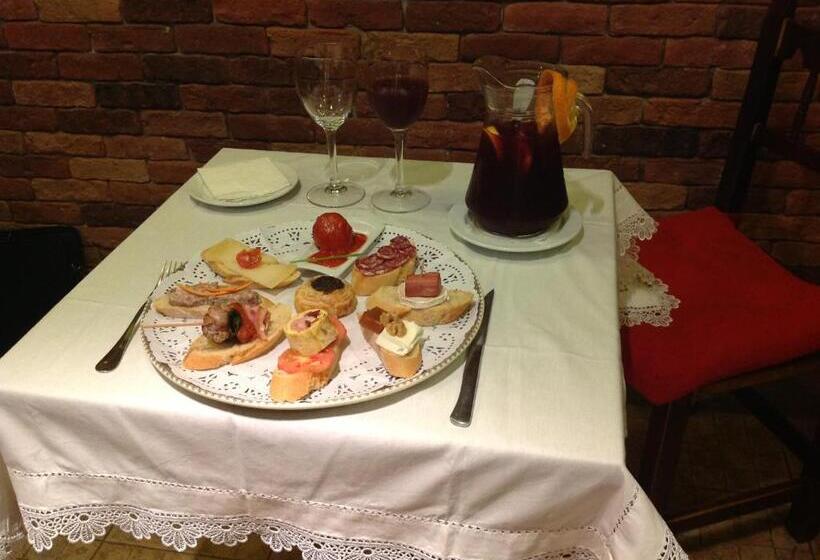 مسافرخانه Pradets