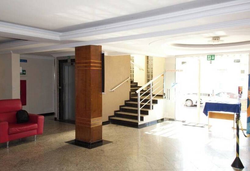 Hot Star Thermas Hotel   No Centro De Caldas Novas