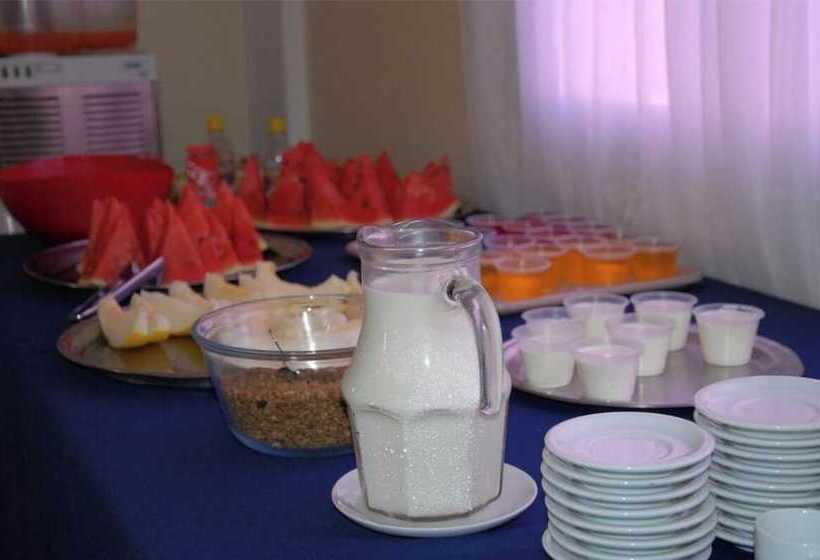 Hot Star Thermas Hotel   No Centro De Caldas Novas