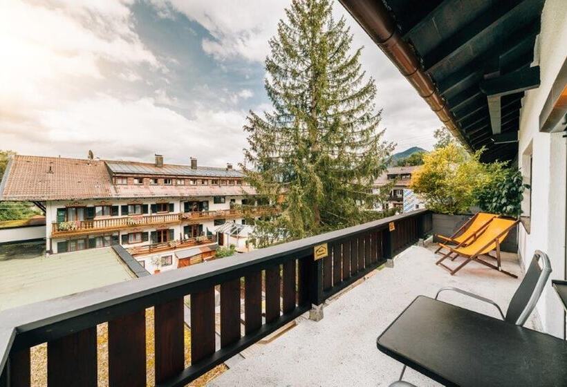 ホテル Alpensonne