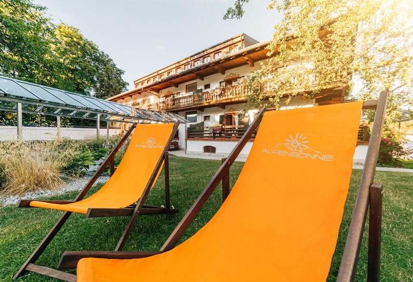 ホテル Alpensonne