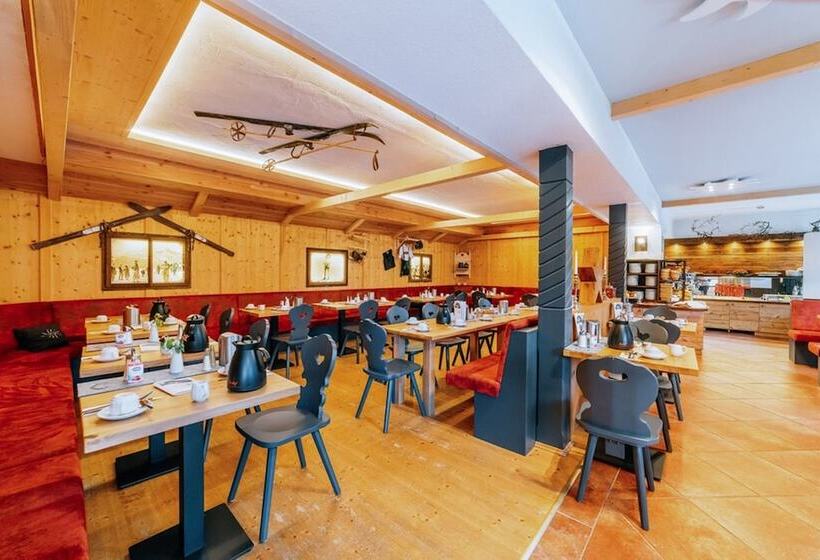 ホテル Alpensonne