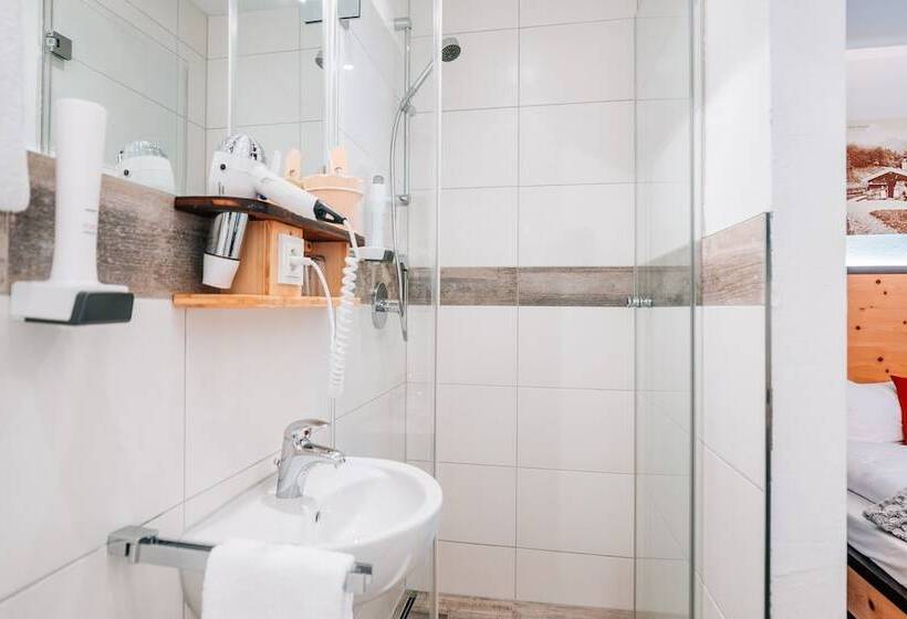 ホテル Alpensonne