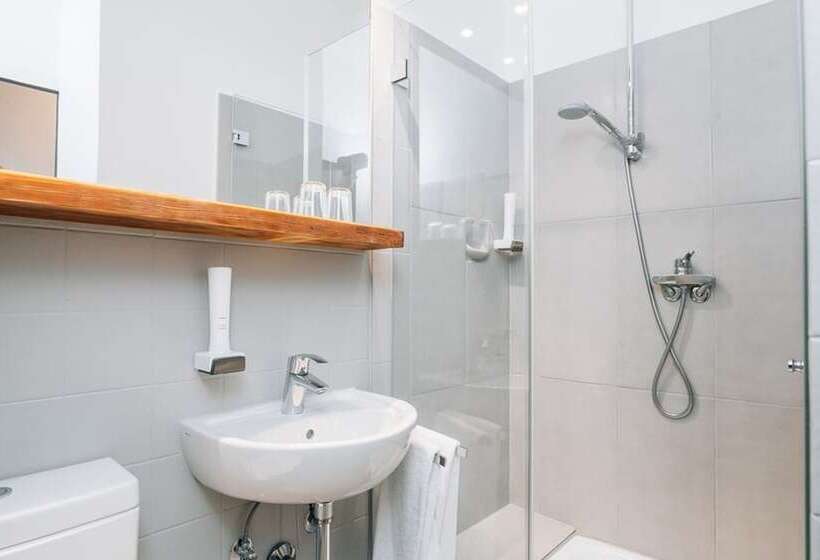 ホテル Alpensonne