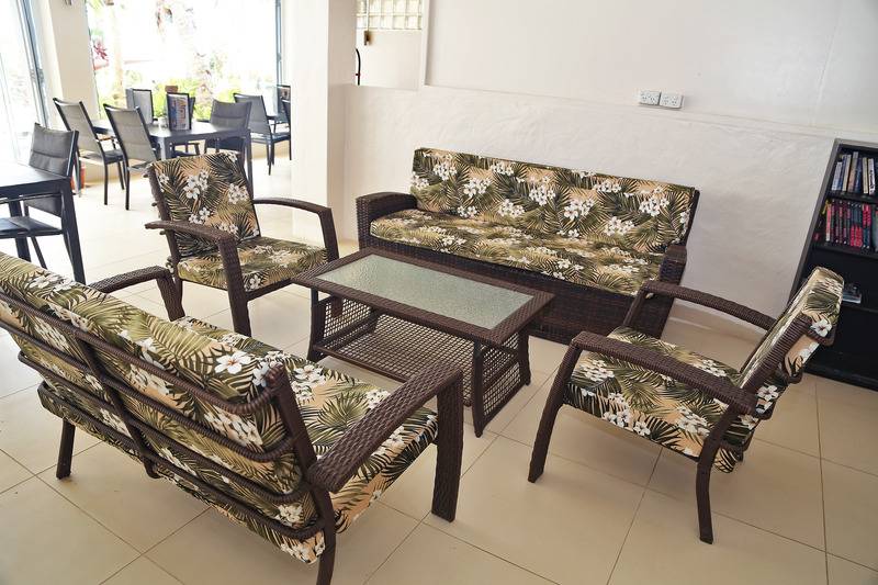 هتل Aquarius On The Beach