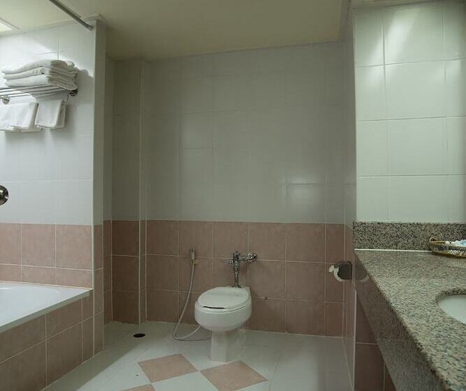 酒店 Ayutthaya River View