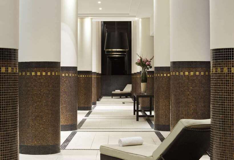 ホテル Hôtel Barrière Le Grand Hôtel Enghien Les Bains