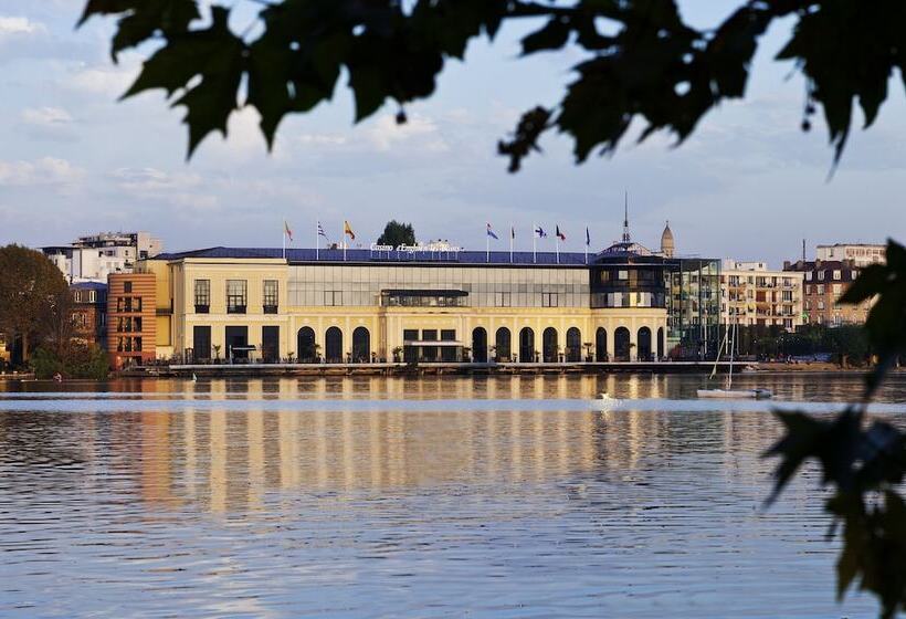 فندق Hôtel Barrière Le Grand Hôtel Enghien Les Bains