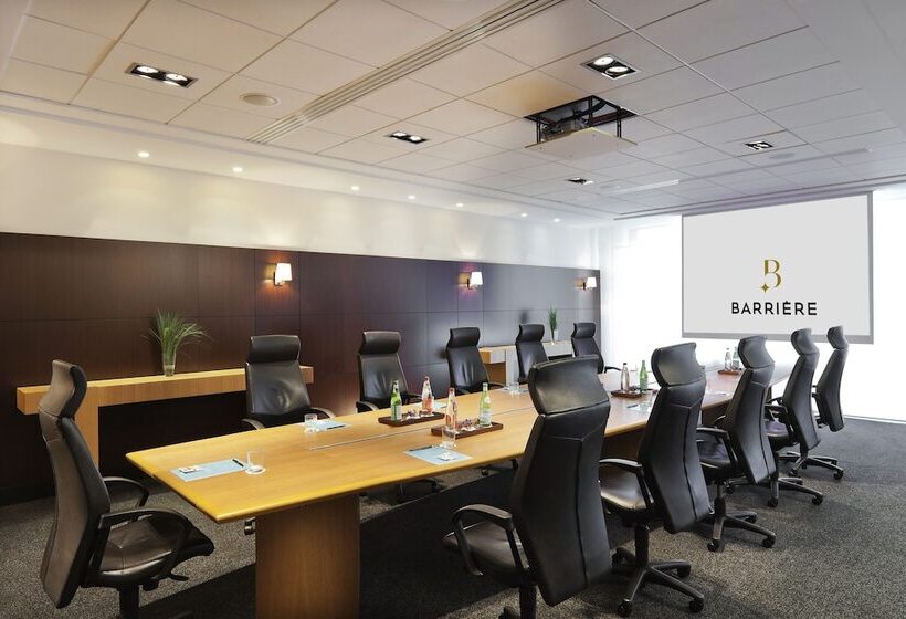 ホテル Hôtel Barrière Le Grand Hôtel Enghien Les Bains