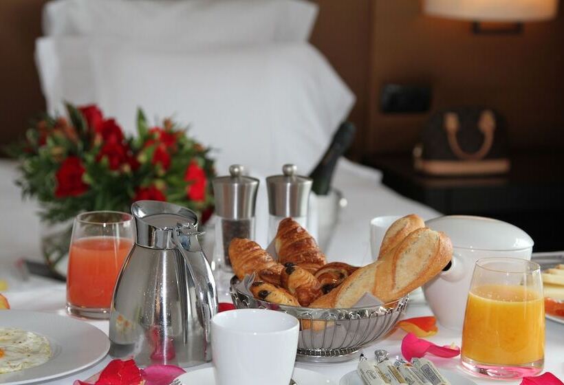 فندق Hôtel Barrière Le Grand Hôtel Enghien Les Bains