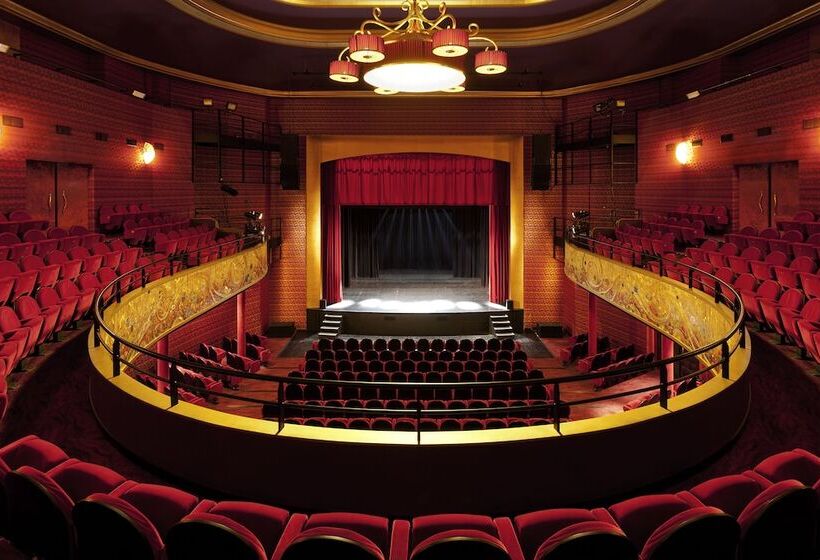 ホテル Hôtel Barrière Le Grand Hôtel Enghien Les Bains