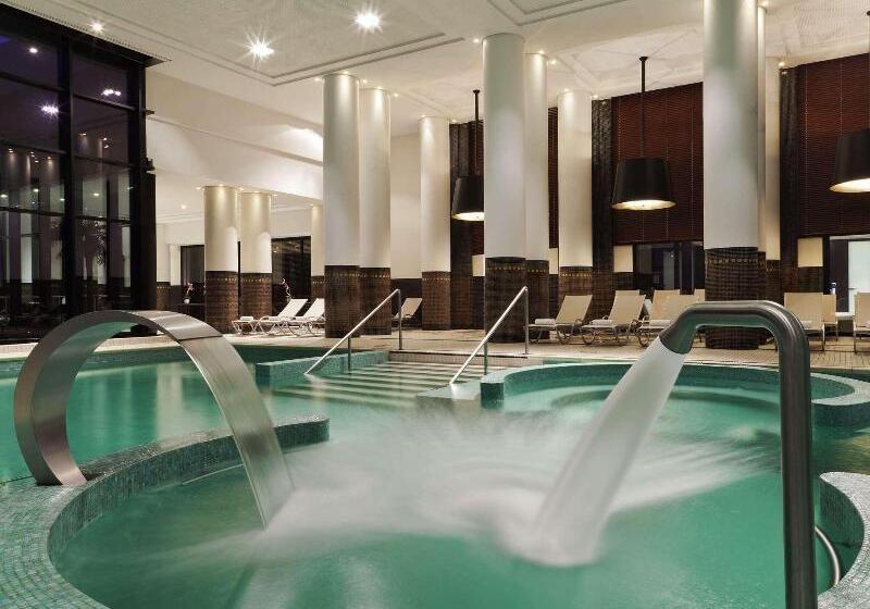 בית מלון כפרי Hôtel Barrière Le Grand Hôtel Enghien Les Bains