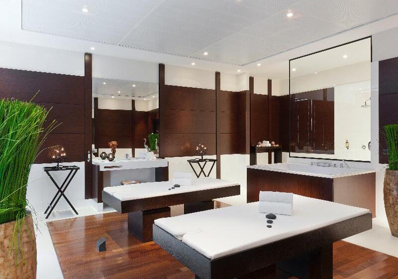 ホテル Hôtel Barrière Le Grand Hôtel Enghien Les Bains