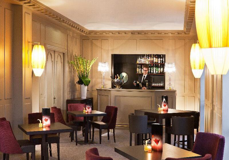 בית מלון כפרי Hôtel Barrière Le Grand Hôtel Enghien Les Bains