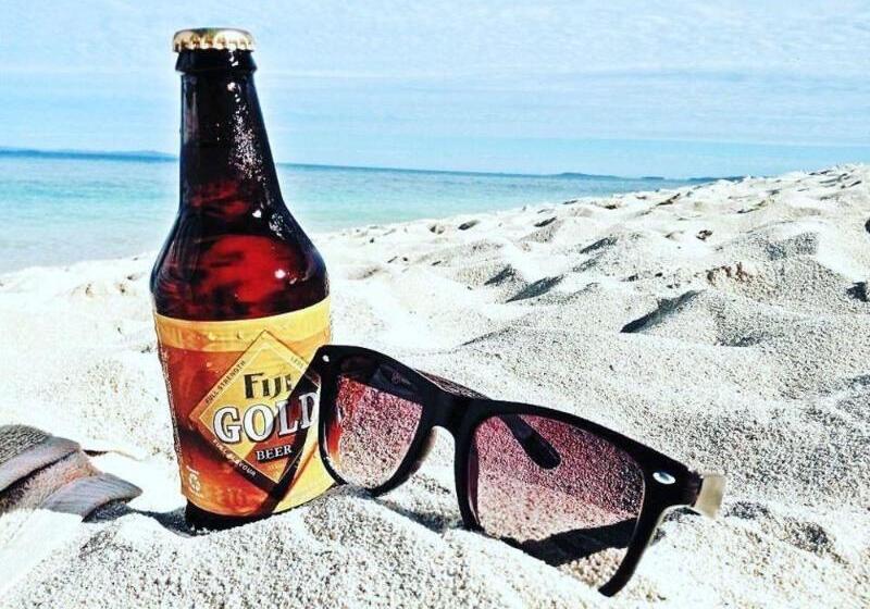 فندق Beachcomber Island Resort