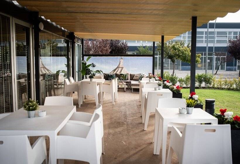 ホテル Bed4u Tudela