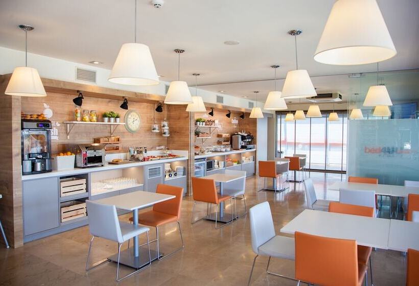 ホテル Bed4u Tudela