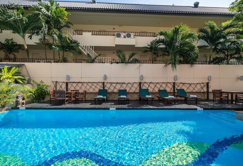 هتل Bella Villa Metro