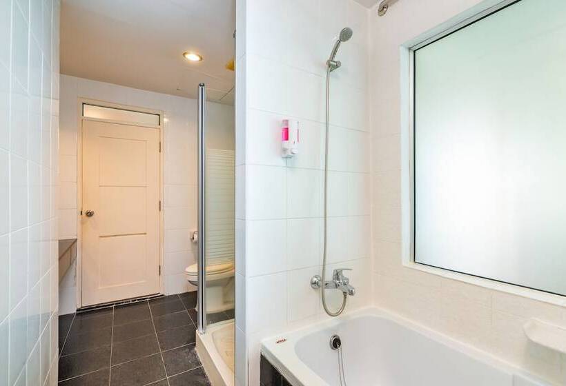 هتل Bella Villa Metro