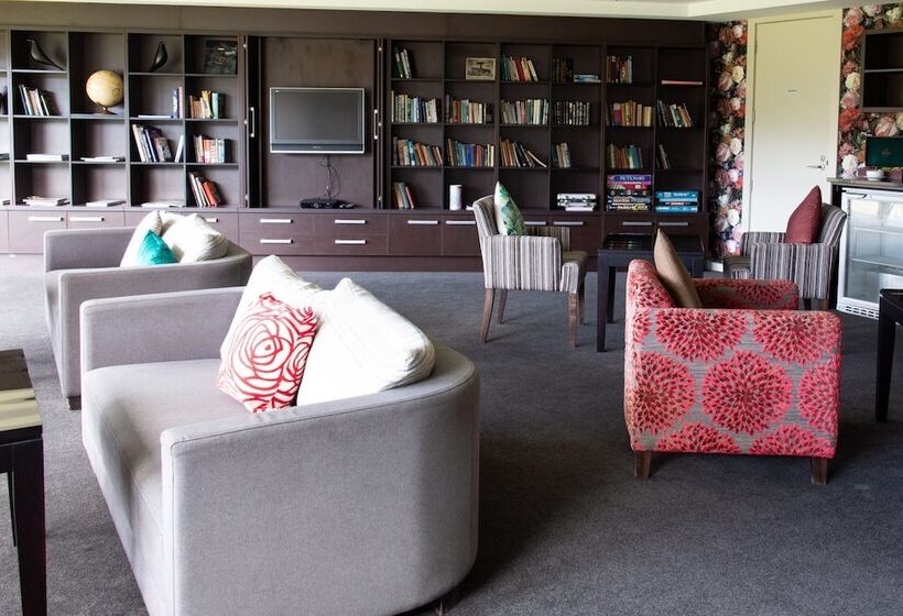 فندق Braemar Lodge And Spa