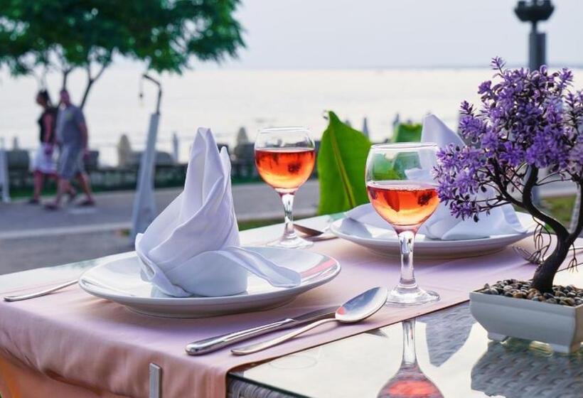 فندق Clover Magic Nova Beach