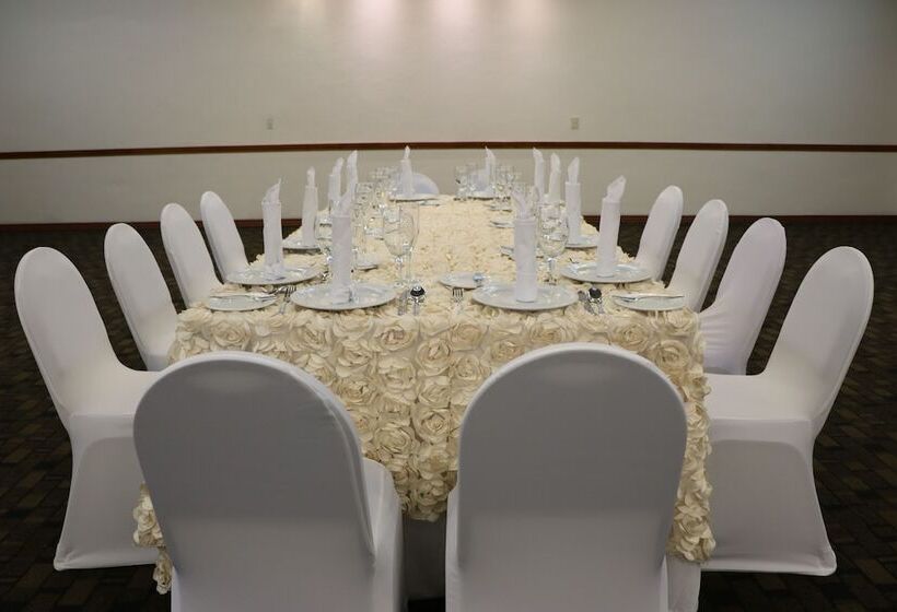 酒店 Courtyard By Marriott Villahermosa Tabasco