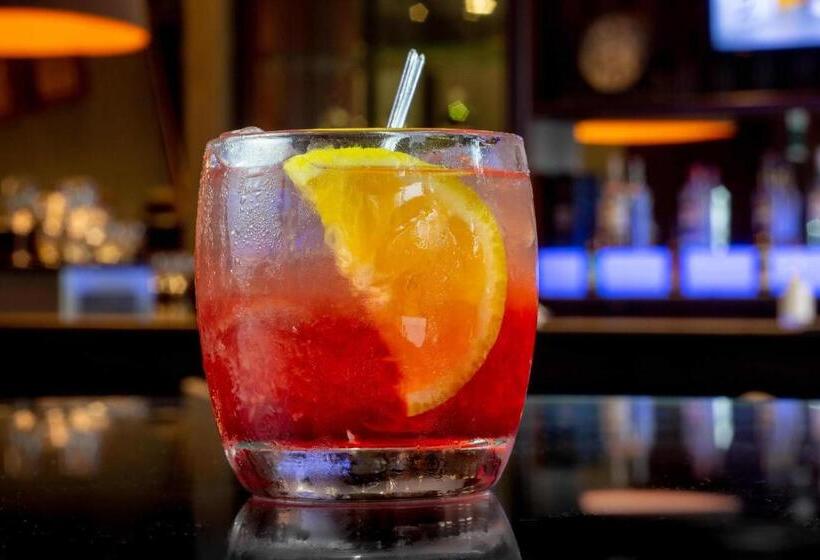 ホテル Deville Prime Porto Alegre