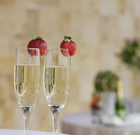 فندق Elounda Peninsula Luxury Resort, Six Senses Spa