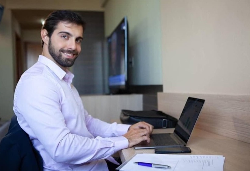 ホテル Executive Arapongas