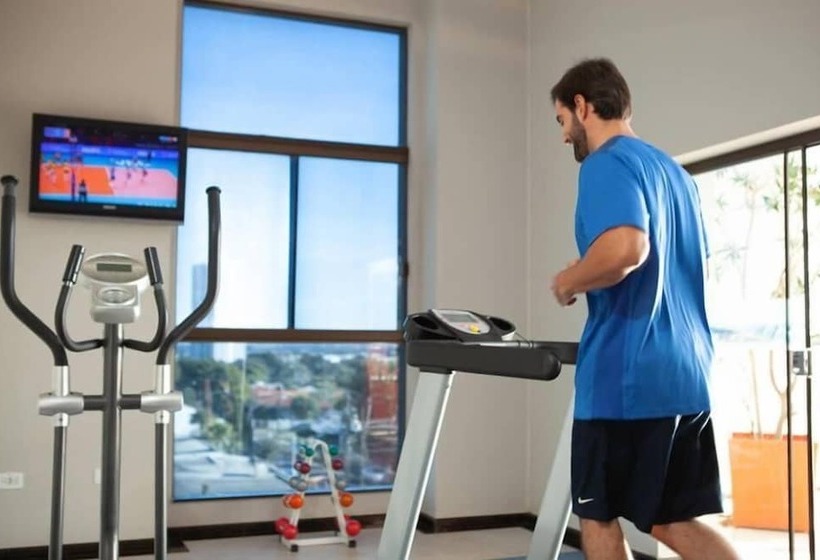 ホテル Executive Arapongas