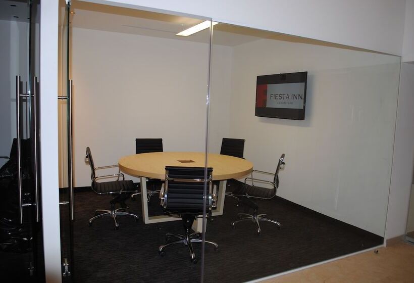 酒店 Fiesta Inn Cuautitlan