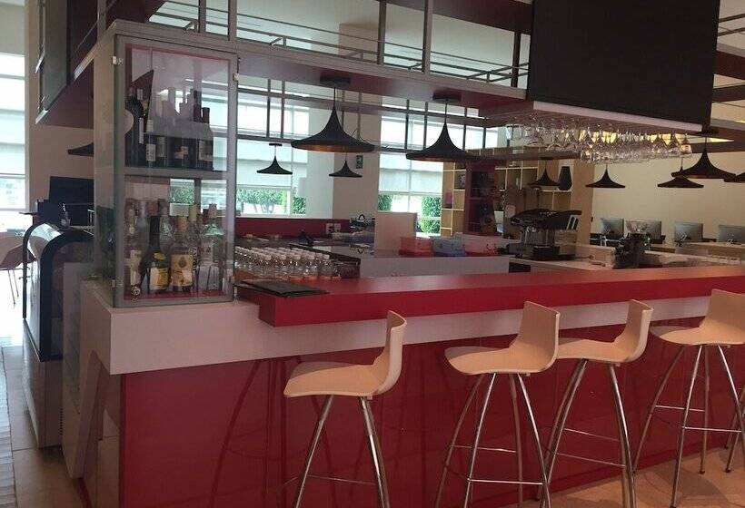 酒店 Fiesta Inn Cuautitlan