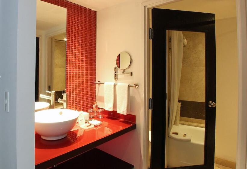 酒店 Fiesta Inn Cuautitlan